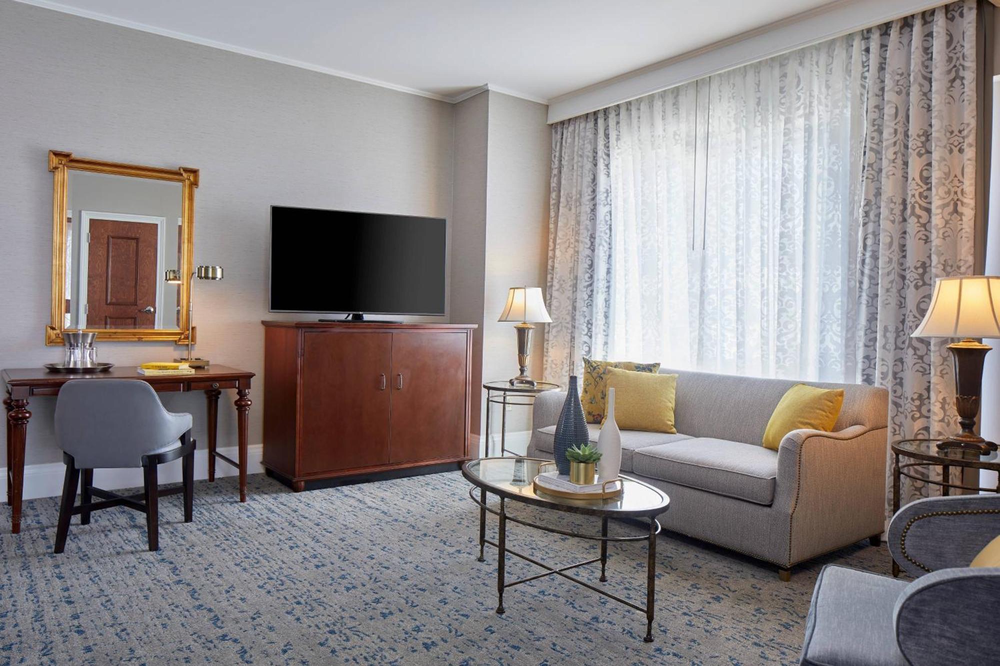 The Battle House Renaissance Mobile Hotel & Spa Екстериор снимка